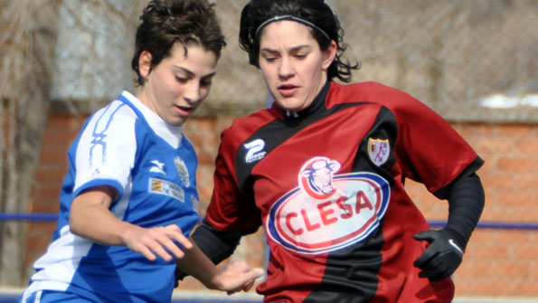 El femenino recupera la confianza con una victoria en Zaragoza thumbnail