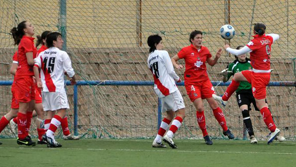 El Rayo Femenino golea con claridad a una floja Real Sociedad thumbnail