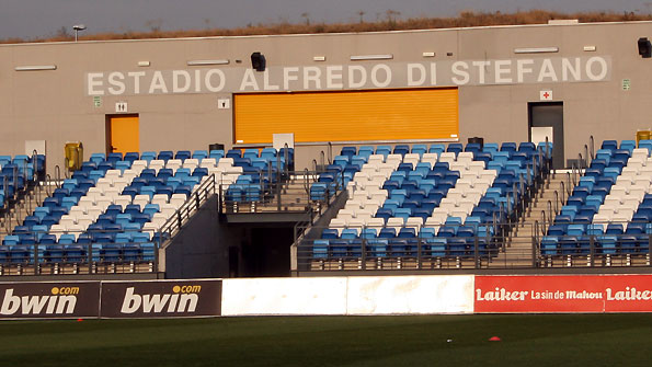 El Rayo Vallecano alterna entrenamientos en Vallecas y Valdebebas