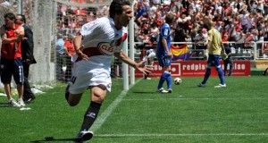 El Rayo tira de recursos propios para hacer historia