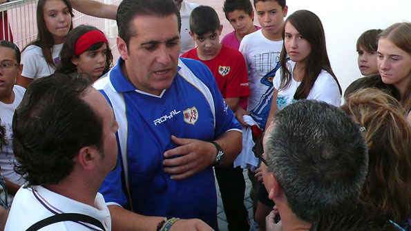 Crisis abierta en la Fundación Rayo Vallecano thumbnail
