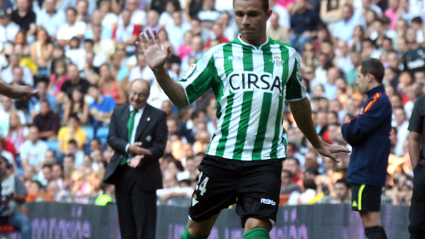Paulao, Matilla y Xavi Torres, bajas en el Betis frente al Rayo Vallecano