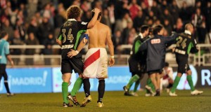 El Racing echa al Rayo Vallecano de la Copa