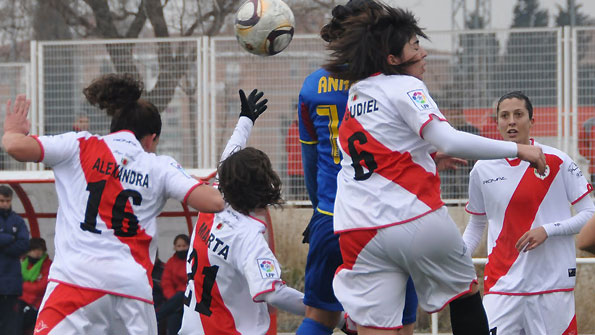 Encuentro en el cementerio thumbnail