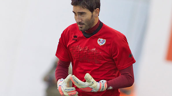 Cobeño vuelve a la portería del Rayo Vallecano