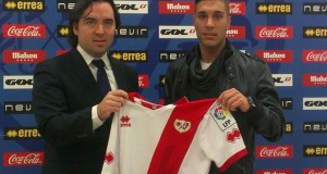 Rubén Rochina, presentado como nuevo refuerzo del Rayo Vallecano