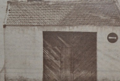 Casa donde se fundó el Rayo Vallecano en una imagen de los años cincuenta del siglo pasado (Foto Archivo familia Huerta-Priego)